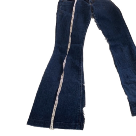 Quality denim X2 “ fit and flare” dark wash flare leg wide leg boot cut sz 2 L - Picture 16 of 17